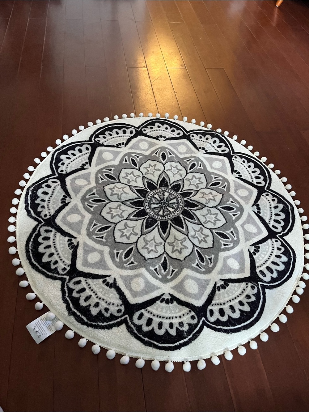 Round Mandala Pom Pom Rug - Black & Gray